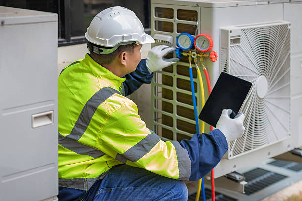 Professional Hvac Installation technician working in Crawfordsville, IN